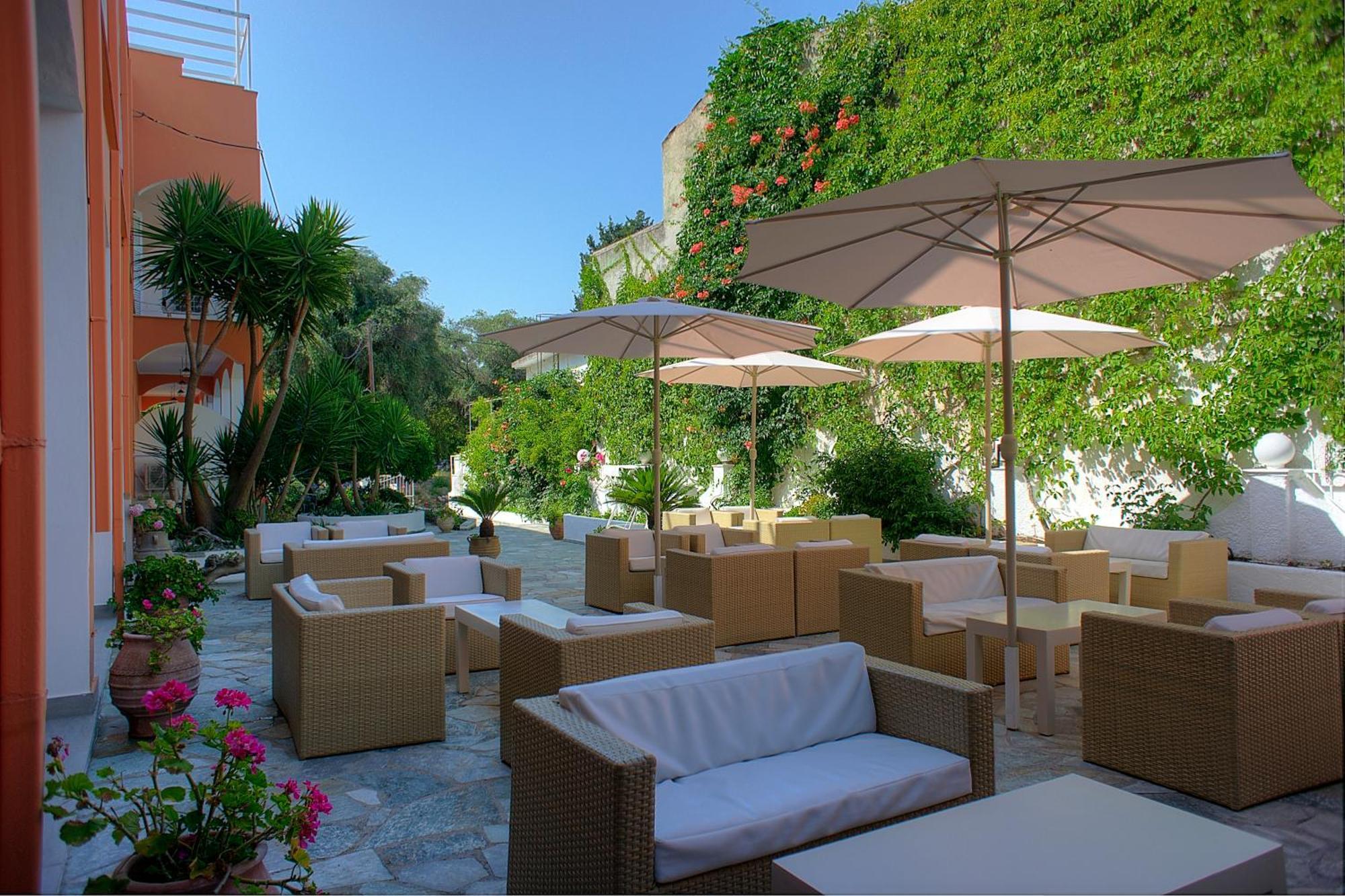 Hotel Benitses Arches Удобства фото
